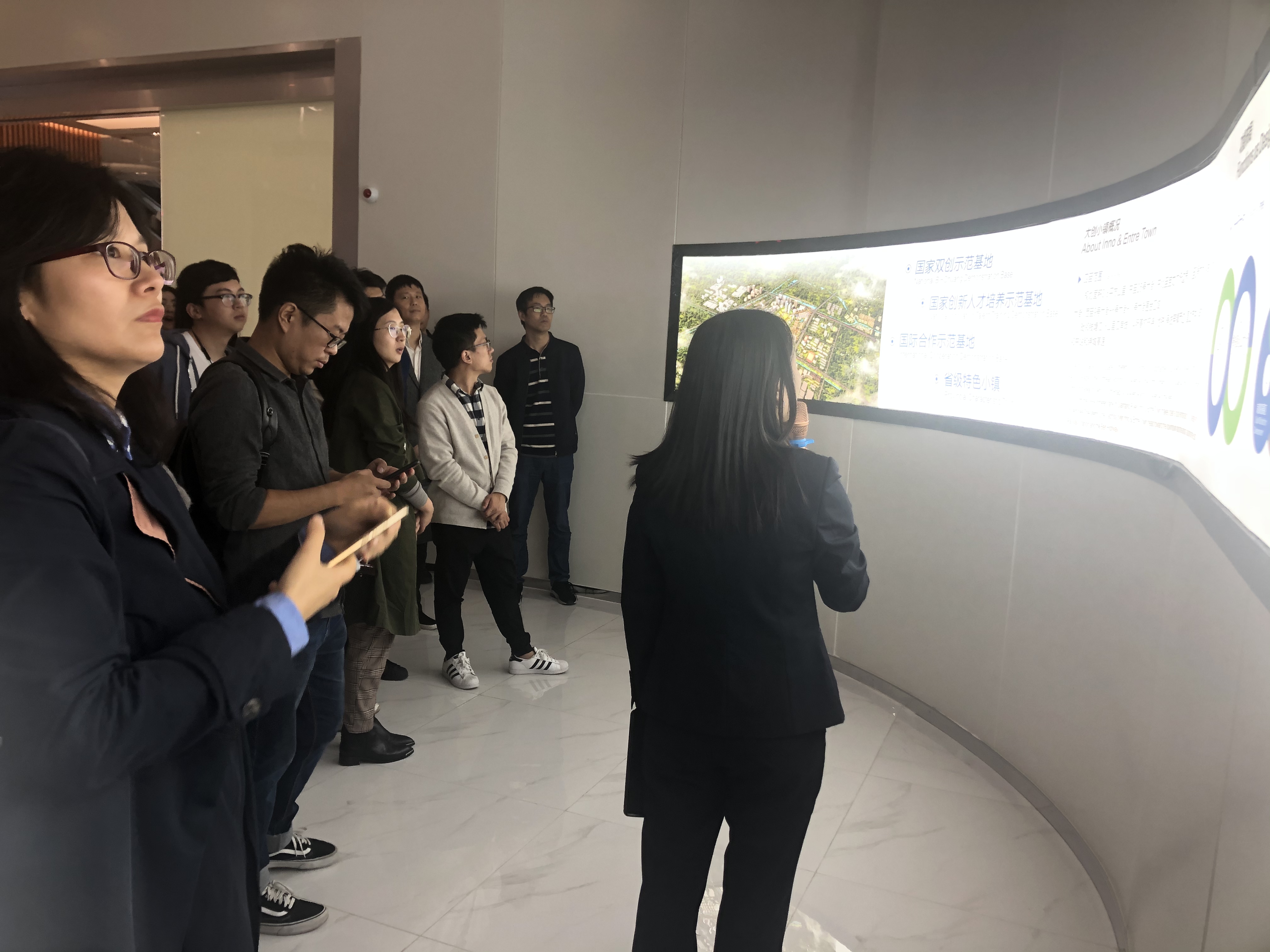 关于开展主题团日活动的通知